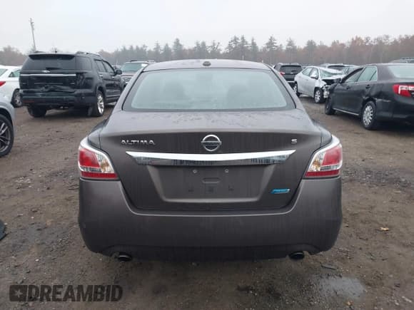 ✅ 2014 Nissan Altima S • VIN: 1N4AL3AP3EC279657 • Лот: 43580193. Опубликован ранее на IAAI с пробегом 184 454 миль. Бесплатный доступ к архиву аукционных продаж из США и подробный отчёт об истории автомобиля на DreamBid. Изображение 16.