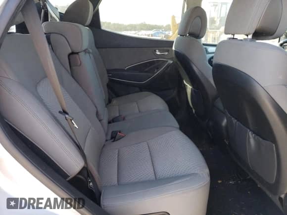 ✅ 2018 Hyundai Santa Fe 2.4L • VIN: 5XYZT3LB2JG572664 • Lot: 38886843. Wystawiony na Copart z przebiegiem 63 579 mil mil. Skorzystaj z bezpłatnego archiwum sprzedaży aukcyjnych z USA i zobacz szczegółowy raport historii pojazdu na DreamBid. Zdjęcie 10.