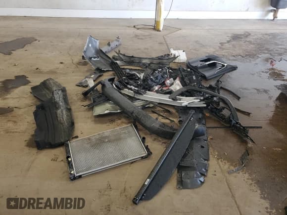 ✅ 2022 Toyota RAV4 Hybrid XLE • VIN: 4T3RWRFV2NU078747 • Lot: 91839235. Wystawiony na Copart z przebiegiem 63 932 mil. Bezpłatny archiwum sprzedaży aukcyjnych z USA i szczegółowy raport historii pojazdu na DreamBid. Zdjęcie 13.