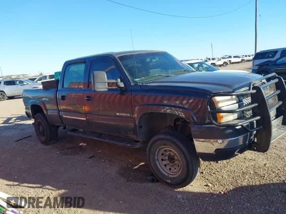 ✅ 2004 Chevrolet Silverado 2500HD LS • VIN: 1GCHC23U64F240015 • Лот: 41489933. Опубликован ранее на IAAI с пробегом 460 307 миль. Бесплатный доступ к архиву аукционных продаж из США и подробный отчёт об истории автомобиля на DreamBid. Изображение 13.