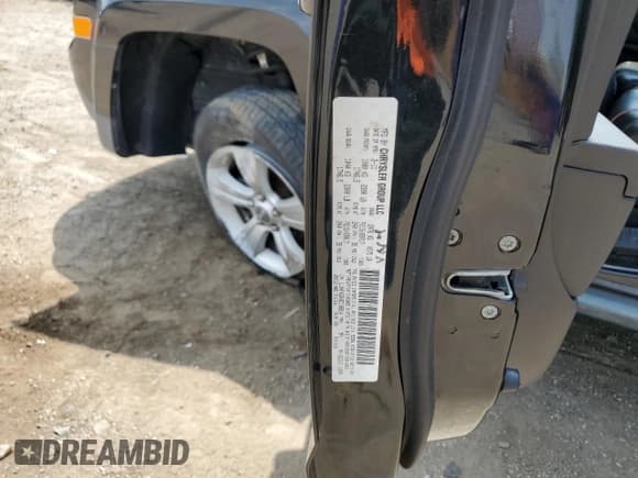 ✅ 2011 Jeep Patriot 70th Anniversary • VIN: 1J4NF4GB4BD186814 • Lot: 65785855. Listed on Copart with 97,410 mi. Free auction sales archive from the USA and detailed vehicle history report at DreamBid. Image 12.