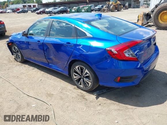 ✅ 2018 Honda Civic EX-L • VIN: 19XFC1F87JE003006 • Лот: 42970582. Опубликован ранее на IAAI с пробегом 126 969 миль. Бесплатный доступ к архиву аукционных продаж из США и подробный отчёт об истории автомобиля на DreamBid. Изображение 3.