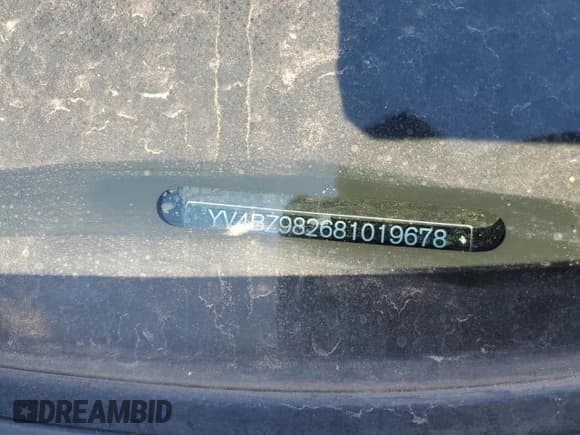 ✅ 2008 Volvo XC70 • VIN: YV4BZ982681019678 • Lot: 92855035. Listed on Copart with 202,880 mi. Free auction sales archive from the USA and detailed vehicle history report at DreamBid. Image 12.