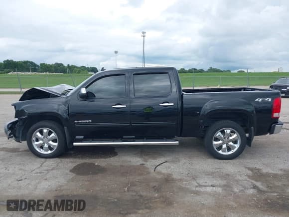 ✅ 2011 GMC Sierra 1500 SLT • VIN: 3GTP2WE33BG299805 • Лот: 42784925. Опубликован ранее на IAAI с пробегом 179 442 миль. Бесплатный доступ к архиву аукционных продаж из США и подробный отчёт об истории автомобиля на DreamBid. Изображение 15.