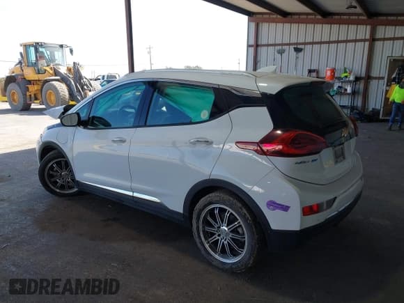 ✅ 2019 Chevrolet Bolt EV Premier • VIN: 1G1FZ6S03K4101117 • Lot: 41906677. Listed on IAAI with 104,800 mi. Free auction sales archive from the USA and detailed vehicle history report at DreamBid. Image 3.