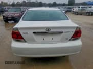 ✅ 2005 Toyota Camry XLE • VIN: JTDBF32KX50165830 • Лот: 94645765. Опубликован ранее на Copart с пробегом 184 231 миль. Бесплатный доступ к архиву аукционных продаж из США и подробный отчёт об истории автомобиля на DreamBid. Изображение 6.