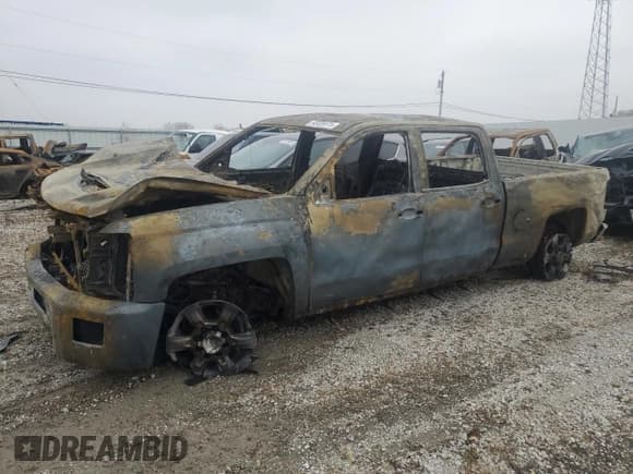 ✅ 2019 Chevrolet Silverado 2500HD LTZ • VIN: 1GC1KTEYXKF200477 • Лот: 93405675. Опубликован ранее на Copart с пробегом Не указан. Бесплатный доступ к архиву аукционных продаж из США и подробный отчёт об истории автомобиля на DreamBid. Изображение 1.