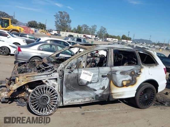 ✅ 2015 Audi Q7 Prestige • VIN: WA1WMAFE5FD003897 • Lot: 42685260. Listed on IAAI with Not provided. Free auction sales archive from the USA and detailed vehicle history report at DreamBid. Image 13.