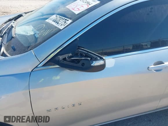 ✅ 2018 Chevrolet Malibu LT • VIN: 1G1ZD5ST0JF143540 • Лот: 43624964. Опубликован ранее на IAAI с пробегом 142 288 миль. Бесплатный доступ к архиву аукционных продаж из США и подробный отчёт об истории автомобиля на DreamBid. Изображение 12.