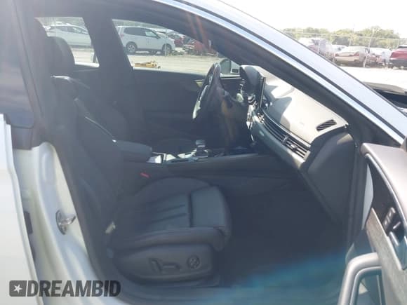 ✅ 2022 Audi A5 Sportback S line Premium • VIN: WAUDACF56NA010212 • Lot: 43365795. Listed on IAAI with 31,671 mi. Free auction sales archive from the USA and detailed vehicle history report at DreamBid. Image 5.