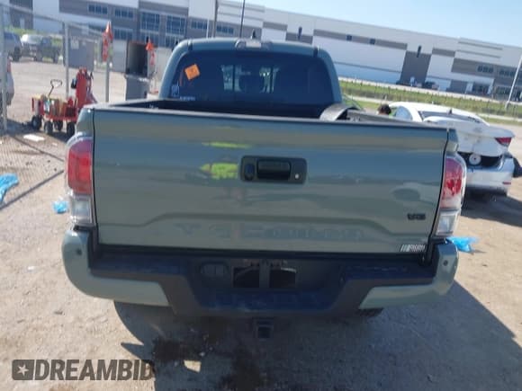 ✅ 2023 Toyota Tacoma TRD Off Road • VIN: 3TMDZ5BN6PM151736 • Lot: 43328465. Wystawiony na IAAI z przebiegiem Nie podano. Bezpłatny archiwum sprzedaży aukcyjnych z USA i szczegółowy raport historii pojazdu na DreamBid. Zdjęcie 15.