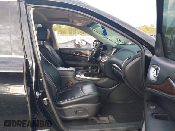 ✅ 2014 Infiniti QX60 • VIN: 5N1AL0MN8EC533569 • Lot: 43381840. Wystawiony na IAAI z przebiegiem 105 397 mil. Bezpłatny archiwum sprzedaży aukcyjnych z USA i szczegółowy raport historii pojazdu na DreamBid. Zdjęcie 5.