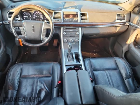 ✅ 2012 Lincoln MKS • VIN: 1LNHL9DR7CG800857 • Lot: 86894085. Listed on Copart with 202,652 mi. Free auction sales archive from the USA and detailed vehicle history report at DreamBid. Image 8.