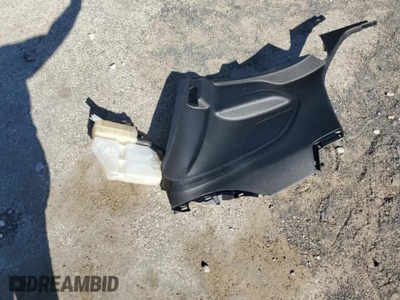 ✅ 2022 Chevrolet Camaro ZL1 • VIN: 1G1FK1R60N0107941 • Лот: 81065355. Опубликован ранее на Copart с пробегом Не указан. Бесплатный доступ к архиву аукционных продаж из США и подробный отчёт об истории автомобиля на DreamBid. Изображение 12.