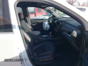 ✅ 2023 Chevrolet Traverse High Country • VIN: 1GNEVNKW5PJ216797 • Lot: 41479227. Wystawiony na IAAI z przebiegiem 45 527 mil. Bezpłatny archiwum sprzedaży aukcyjnych z USA i szczegółowy raport historii pojazdu na DreamBid. Zdjęcie 5.