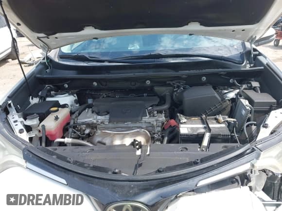 ✅ 2018 Toyota RAV4 XLE • VIN: 2T3WFREV7JW408560 • Lot: 42296818. Listed on IAAI with 130,493 mi. Free auction sales archive from the USA and detailed vehicle history report at DreamBid. Image 10.