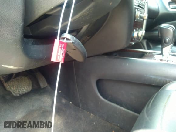 ✅ 2014 Nissan Pathfinder SV • VIN: 5N1AR2MN9EC687010 • Lot: 41982320. Listed on IAAI with 173,138 mi. Free auction sales archive from the USA and detailed vehicle history report at DreamBid. Image 11.