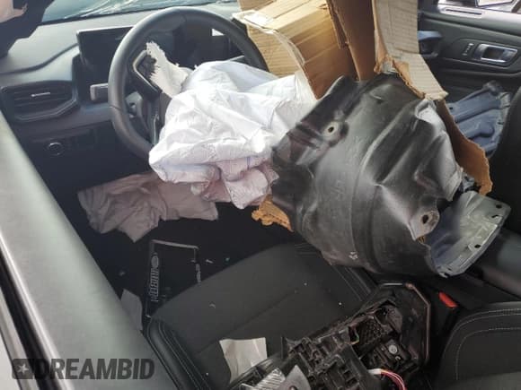 ✅ 2025 Ford Mustang GT • VIN: 1FA6P8CF0S5410913 • Lot: 85180425. Listed on Copart with 2,723 mi. Free auction sales archive from the USA and detailed vehicle history report at DreamBid. Image 8.