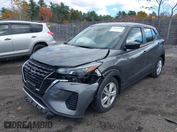 ✅ 2024 Nissan Kicks S • VIN: 3N1CP5BV7RL546408 • Лот: 43521944. Опубликован ранее на IAAI с пробегом 8 288 миль. Бесплатный доступ к архиву аукционных продаж из США и подробный отчёт об истории автомобиля на DreamBid. Изображение 17.