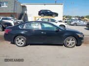 ✅ 2013 Nissan Altima SL • VIN: 1N4AL3AP6DC228085 • Lot: 43468994. Listed on IAAI with 69,735 mi. Free auction sales archive from the USA and detailed vehicle history report at DreamBid. Image 13.