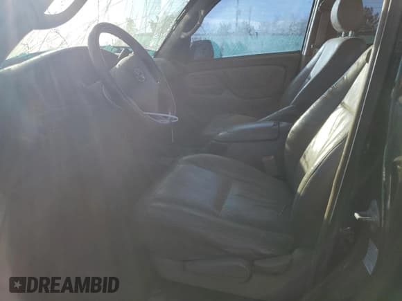 ✅ 2004 Toyota Tundra Limited • VIN: 5TBDT48154S444838 • Лот: 92310385. Опубликован ранее на Copart с пробегом Не указан. Бесплатный доступ к архиву аукционных продаж из США и подробный отчёт об истории автомобиля на DreamBid. Изображение 7.