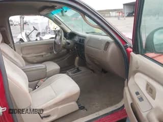 ✅ 2004 Toyota Tacoma PreRunner • VIN: 5TEGM92N14Z402034 • Lot: 43768668. Listed on IAAI with 265,339 mi. Free auction sales archive from the USA and detailed vehicle history report at DreamBid. Image 5.