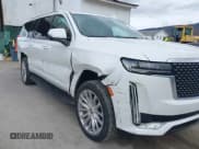 ✅ 2023 Cadillac Escalade ESV 4WD Premium Luxury • VIN: 1GYS4KKL3PR114963 • Lot: 43682968. Wystawiony na IAAI z przebiegiem 32 759 mil. Bezpłatny archiwum sprzedaży aukcyjnych z USA i szczegółowy raport historii pojazdu na DreamBid. Zdjęcie 6.