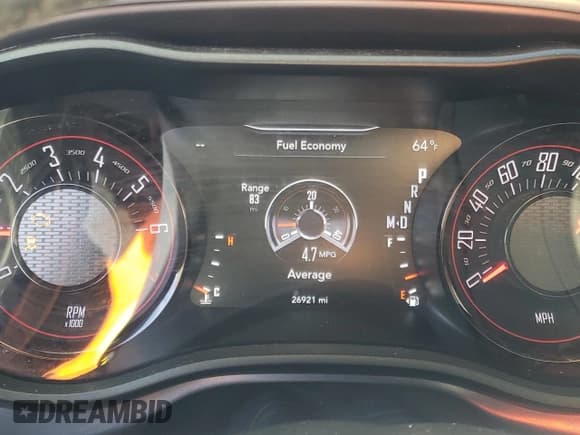 ✅ 2019 Dodge Challenger SXT • VIN: 2C3CDZAG3KH530211 • Lot: 65396832. Wystawiony na Copart z przebiegiem 26 921 mil. Bezpłatny archiwum sprzedaży aukcyjnych z USA i szczegółowy raport historii pojazdu na DreamBid. Zdjęcie 8.