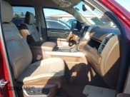 ✅ 2019 Ram 1500 Laramie • VIN: 1C6RRFJG9KN767676 • Lot: 43558032. Wystawiony na IAAI z przebiegiem 117 128 mil. Bezpłatny archiwum sprzedaży aukcyjnych z USA i szczegółowy raport historii pojazdu na DreamBid. Zdjęcie 5.