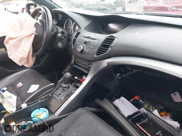 ✅ 2014 Acura TSX Special Edition • VIN: JH4CU2F86EC003869 • Lot: 43382275. Listed on IAAI with 163,000 mi. Free auction sales archive from the USA and detailed vehicle history report at DreamBid. Image 5.