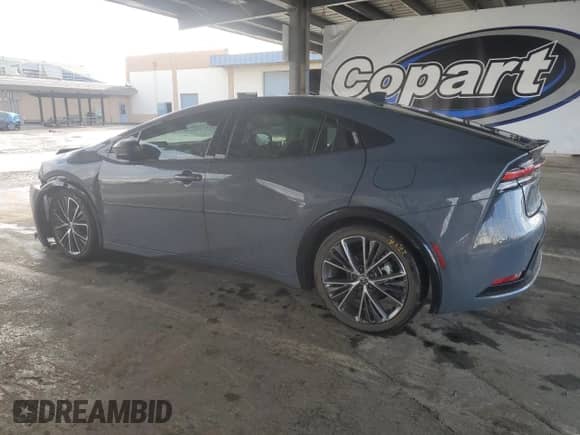 2024 Toyota Prius XLE with VIN JTDADABU2R3017795, listed as a Copart auction lot 85060145 with 5,263 mi miles and Salvage title. Bid and sale history available at DreamBid. Image 2.
