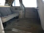 ✅ 2001 Chrysler Voyager • VIN: 1C4GJ25351B120098 • Lot: 80496045. Wystawiony na Copart z przebiegiem 292 110 mil. Bezpłatny archiwum sprzedaży aukcyjnych z USA i szczegółowy raport historii pojazdu na DreamBid. Zdjęcie 11.