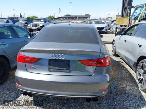 ✅ 2016 Audi S3 Premium Plus • VIN: WAUB1GFF0G1054748 • Lot: 42129935. Listed on IAAI with 85,021 mi. Free auction sales archive from the USA and detailed vehicle history report at DreamBid. Image 17.