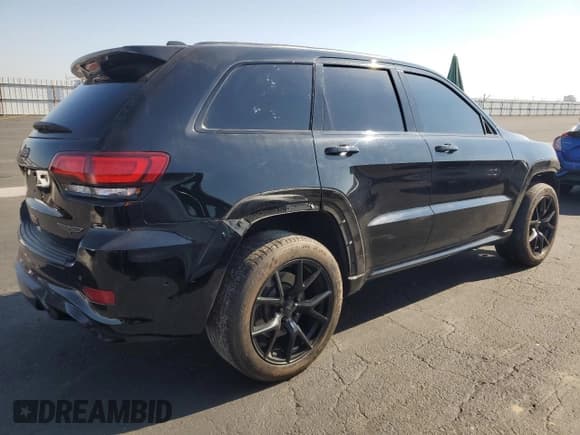 ✅ 2018 Jeep Grand Cherokee Trackhawk • VIN: 1C4RJFN99JC293864 • Лот: 85415895. Опубликован ранее на Copart с пробегом Не указан. Бесплатный доступ к архиву аукционных продаж из США и подробный отчёт об истории автомобиля на DreamBid. Изображение 3.