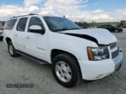 ✅ 2014 Chevrolet Suburban LT • VIN: 1GNSKJE75ER141221 • Lot: 71157495. Wystawiony na Copart z przebiegiem 194 325 mil. Bezpłatny archiwum sprzedaży aukcyjnych z USA i szczegółowy raport historii pojazdu na DreamBid. Zdjęcie 4.