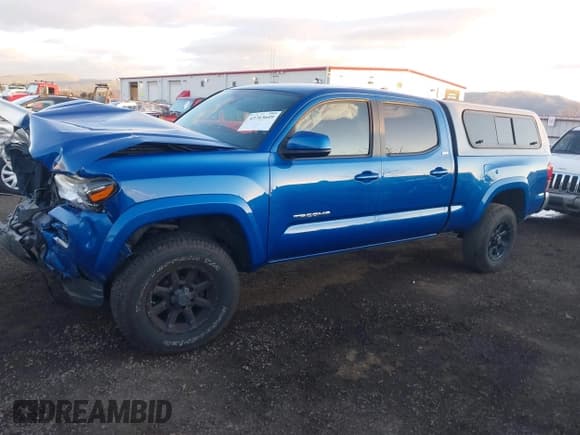 ✅ 2018 Toyota Tacoma TRD Off Road • VIN: 3TMDZ5BN3JM045249 • Lot: 43763649. Listed on IAAI with 93,674 mi. Free auction sales archive from the USA and detailed vehicle history report at DreamBid. Image 17.