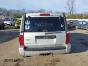 ✅ 2006 Jeep Commander • VIN: 1J8HG48N36C149296 • Лот: 41422036. Опубликован ранее на IAAI с пробегом 113 941 миль. Бесплатный доступ к архиву аукционных продаж из США и подробный отчёт об истории автомобиля на DreamBid. Изображение 16.