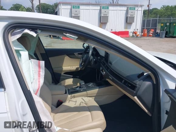 ✅ 2019 Audi A4 Premium • VIN: WAUDNAF43KA040733 • Lot: 42873992. Listed on IAAI with Not provided. Free auction sales archive from the USA and detailed vehicle history report at DreamBid. Image 5.