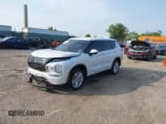 ✅ 2024 Mitsubishi Outlander ES • VIN: JA4J4UA80RZ052123 • Lot: 42442613. Listed on IAAI with 26,192 mi. Free auction sales archive from the USA and detailed vehicle history report at DreamBid. Image 2.