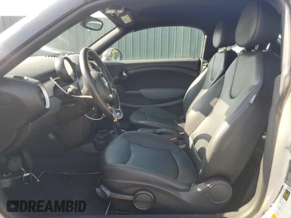 ✅ 2012 MINI Coupe • VIN: WMWSX1C52CT164027 • Lot: 74329124. Listed on Copart with Not provided. Free auction sales archive from the USA and detailed vehicle history report at DreamBid. Image 7.