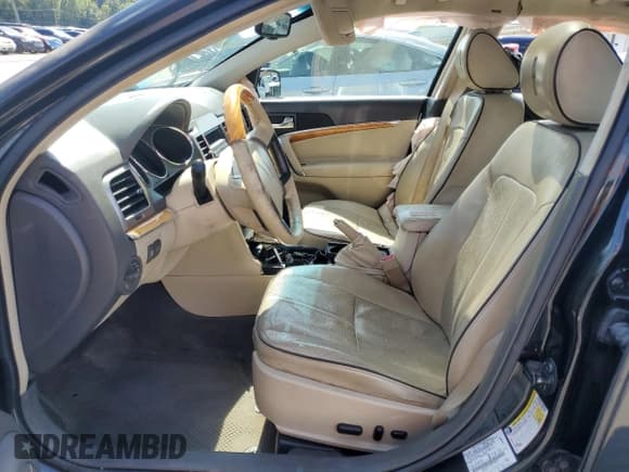 ✅ 2011 Lincoln MKZ • VIN: 3LNHL2GC7BR760012 • Лот: 70631785. Опубликован ранее на Copart с пробегом 132 607 миль. Бесплатный доступ к архиву аукционных продаж из США и подробный отчёт об истории автомобиля на DreamBid. Изображение 7.