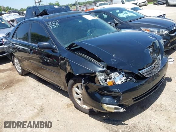 ✅ 2004 Toyota Camry LE • VIN: 4T1BE32K74U338807 • Lot: 42807182. Listed on IAAI with 194,463 mi. Free auction sales archive from the USA and detailed vehicle history report at DreamBid. Image 1.