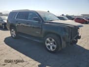 ✅ 2019 Chevrolet Tahoe LS • VIN: 1GNSCAKC6KR230757 • Lot: 72027705. Wystawiony na Copart z przebiegiem 82 004 mil. Bezpłatny archiwum sprzedaży aukcyjnych z USA i szczegółowy raport historii pojazdu na DreamBid. Zdjęcie 4.