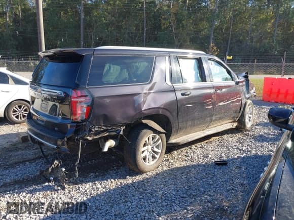 ✅ 2023 Chevrolet Suburban LT • VIN: 1GNSCCKDXPR213651 • Лот: 41036741. Опубликован ранее на IAAI с пробегом 50 507 миль. Бесплатный доступ к архиву аукционных продаж из США и подробный отчёт об истории автомобиля на DreamBid. Изображение 4.