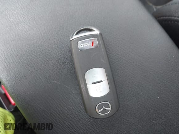 ✅ 2014 Mazda CX-5 Grand Touring • VIN: JM3KE4DY5E0313755 • Lot: 43202361. Wystawiony na IAAI z przebiegiem 214 033 mil. Bezpłatny archiwum sprzedaży aukcyjnych z USA i szczegółowy raport historii pojazdu na DreamBid. Zdjęcie 11.