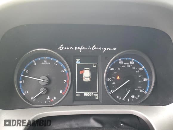 ✅ 2017 Toyota RAV4 LE • VIN: 2T3BFREV2HW564465 • Lot: 57801105. Listed on Copart with 96,531 mi. Free auction sales archive from the USA and detailed vehicle history report at DreamBid. Image 9.