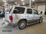 ✅ 2002 Cadillac Escalade • VIN: 1GYEK63N52R115051 • Lot: 56499015. Wystawiony na Copart z przebiegiem 123 022 mil. Bezpłatny archiwum sprzedaży aukcyjnych z USA i szczegółowy raport historii pojazdu na DreamBid. Zdjęcie 3.