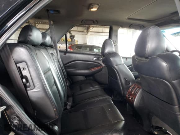 ✅ 2001 Acura MDX Touring • VIN: 2HNYD18641H533093 • Лот: 50372035. Опубликован ранее на Copart с пробегом 253 044 миль. Бесплатный доступ к архиву аукционных продаж из США и подробный отчёт об истории автомобиля на DreamBid. Изображение 12.