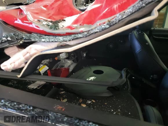 ✅ 2016 MINI Hardtop John Cooper Works • VIN: WMWXM9C58GT997107 • Lot: 83965524. Listed on Copart with 41,422 mi. Free auction sales archive from the USA and detailed vehicle history report at DreamBid. Image 10.