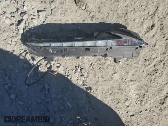 ✅ 2016 Lexus NX F Sport • VIN: JTJYARBZ5G2030025 • Lot: 87282085. Wystawiony na Copart z przebiegiem 95 232 mil. Bezpłatny archiwum sprzedaży aukcyjnych z USA i szczegółowy raport historii pojazdu na DreamBid. Zdjęcie 13.